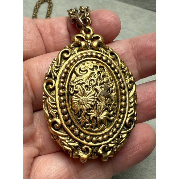 Large Vtg Max Factor Hypnotique Perfume Locket Cameo 28" Chain Necklace Muses - Picture 3 of 7